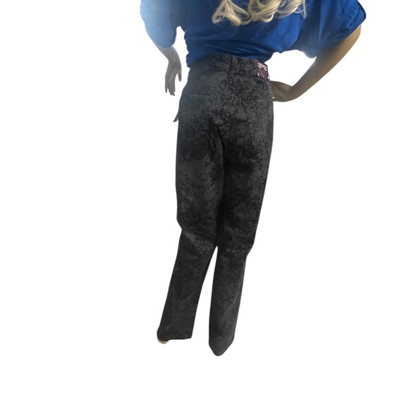 NWT Gloria Vanderbilt Amanda Classic Jeans Size 12 - Black Floral - Picture 2 of 12